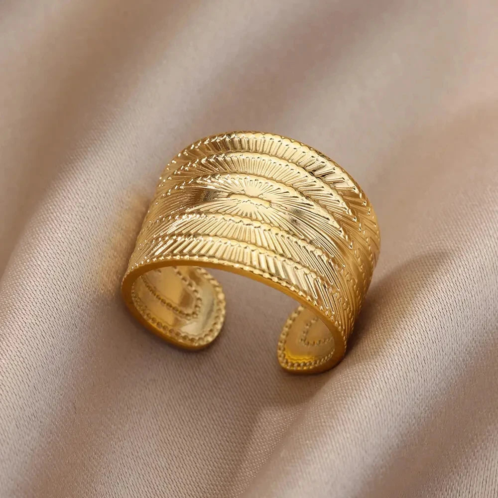 Luxury Gold Stainless Steel Ring for Women