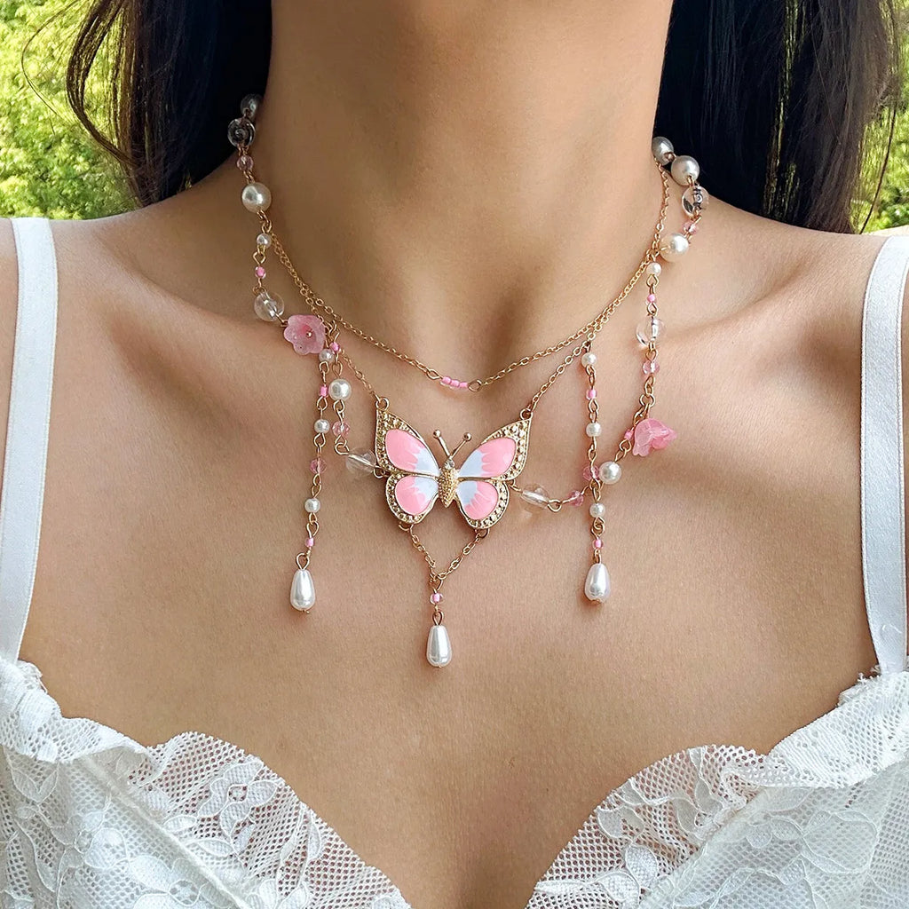 Graceful Pearl Butterfly Fashion Necklace
