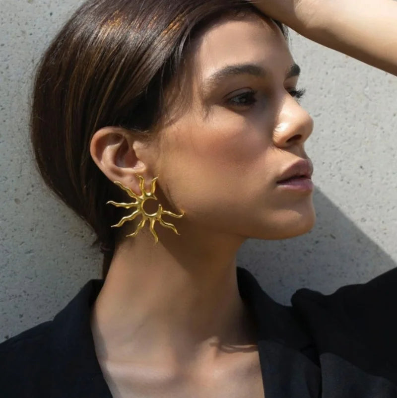 Vintage Gold Flower Stud Earrings for Women