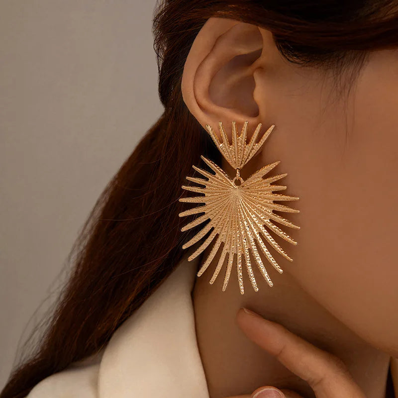 Vintage Gold Flower Stud Earrings for Women